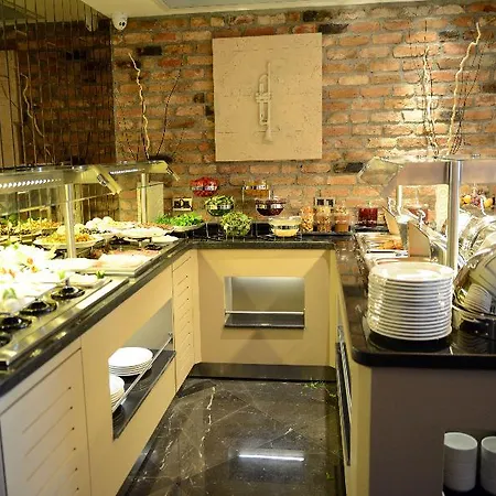 Berjer Boutique & Hotel 4*