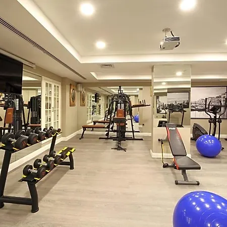 Berjer Boutique & 4*