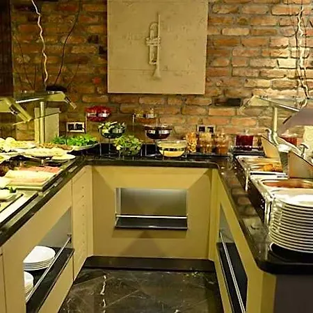 Berjer Boutique & 4*