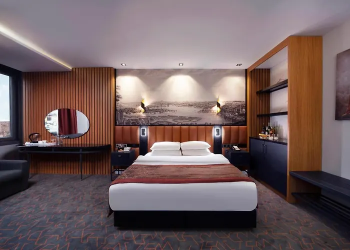 Отель Berjer Boutique & 4*