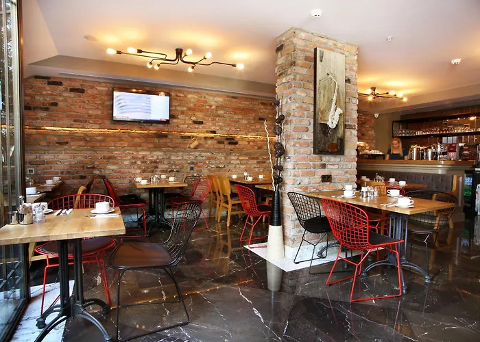 Отель Berjer Boutique & 4*