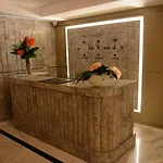 호텔 Berjer Boutique & 4*